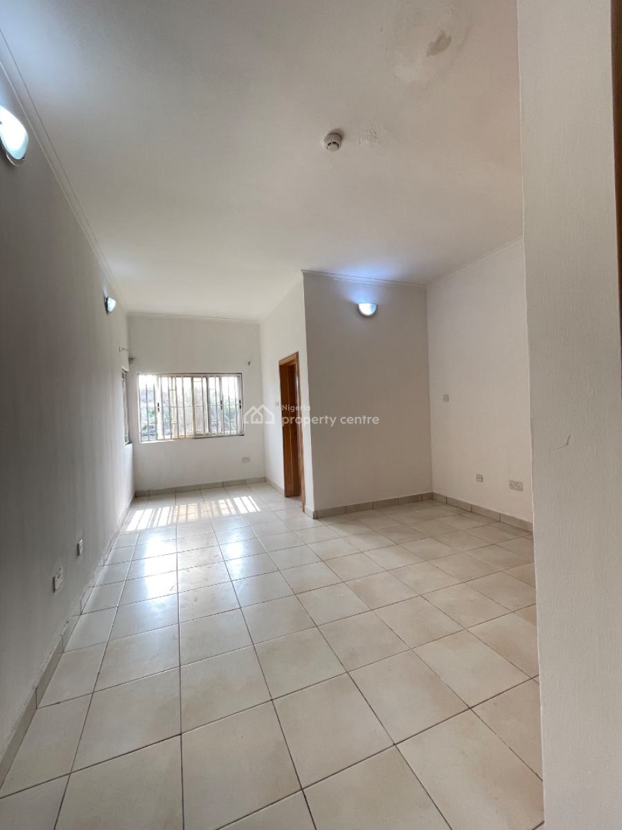 Well Spacious 1 Bedroom with Balcony, Idado Estate, Lekki, Lagos, Mini Flat (room and Parlour) for Rent