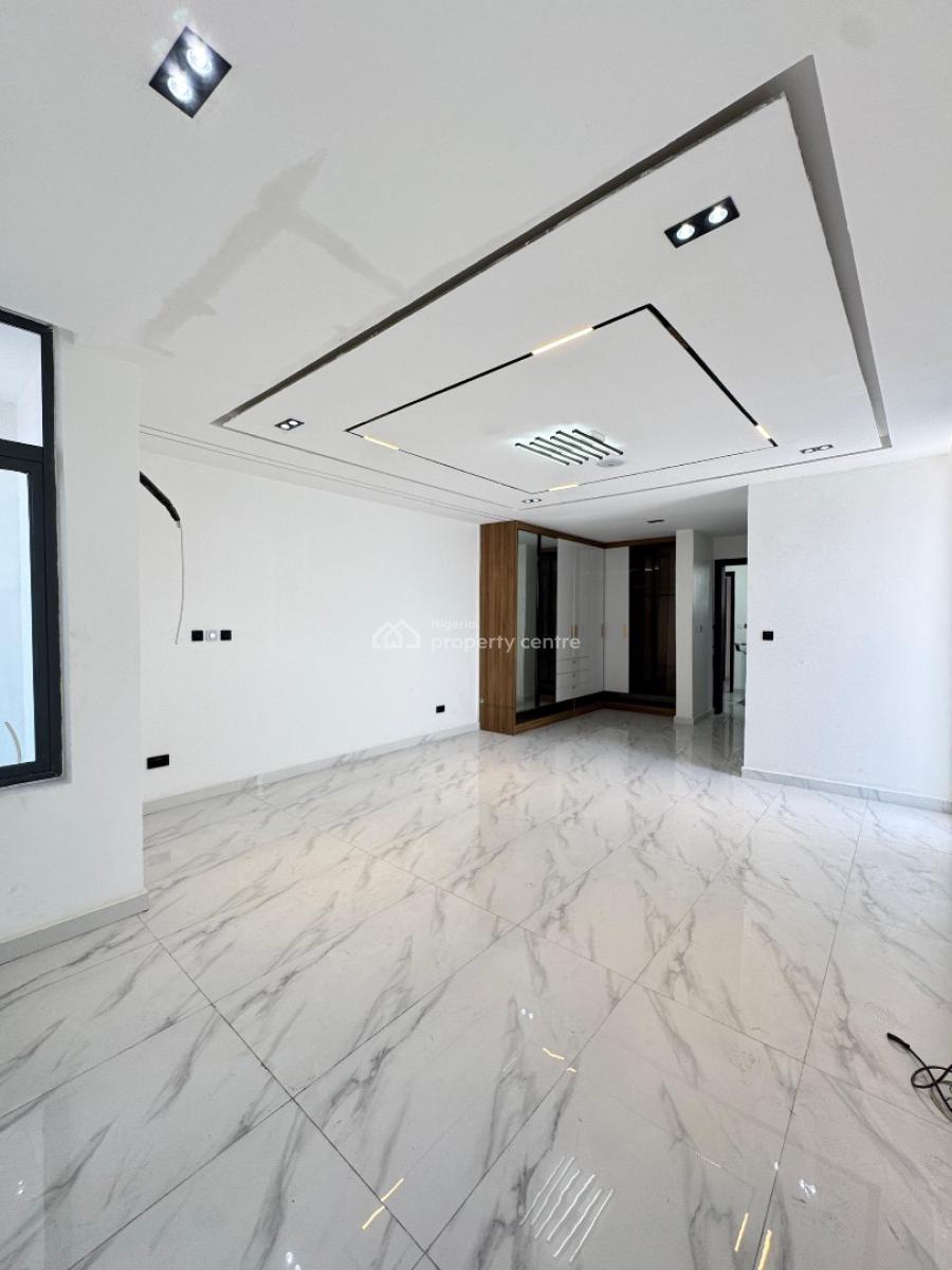 Gorgeous 3 Bedroom Apartment with a Bq in a Serene Environment, Ikate, Lekki, Lagos, Flat / Apartment for Sale