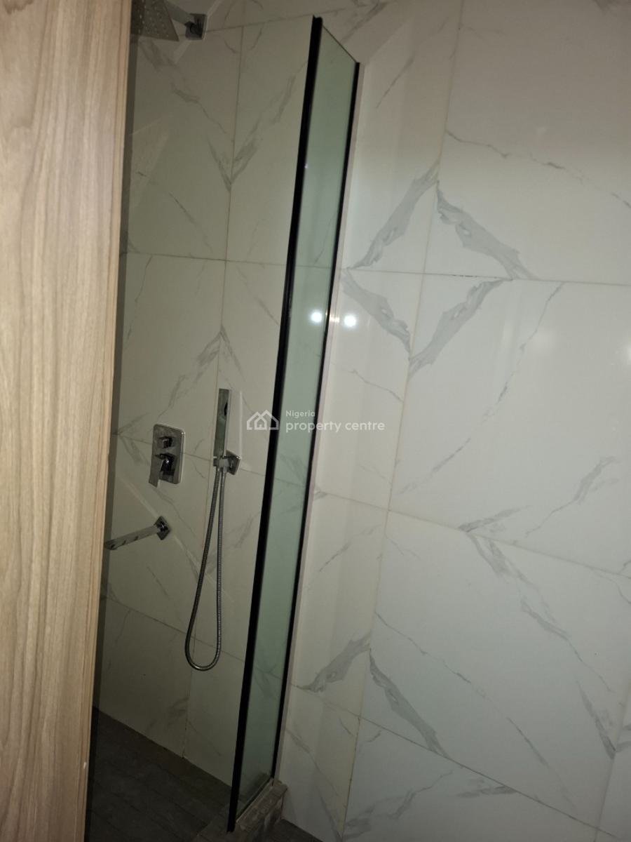 Furnished Two Bedroom Apartment, Guzape District, Abuja, Flat / Apartment for Rent