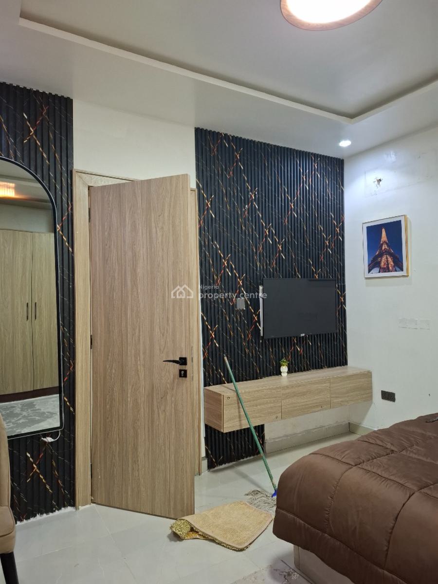 Furnished Two Bedroom Apartment, Guzape District, Abuja, Flat / Apartment for Rent