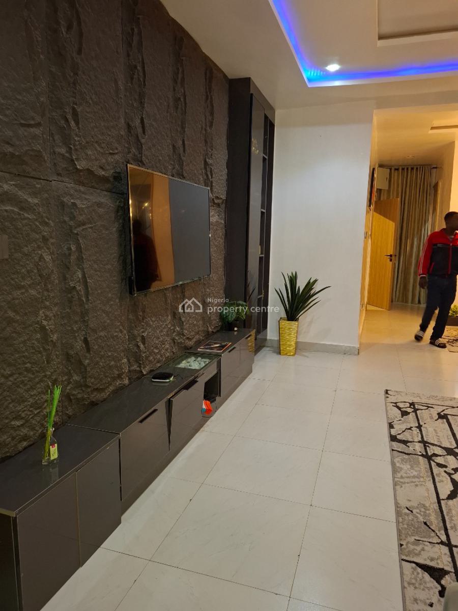 Furnished Two Bedroom Apartment, Guzape District, Abuja, Flat / Apartment for Rent