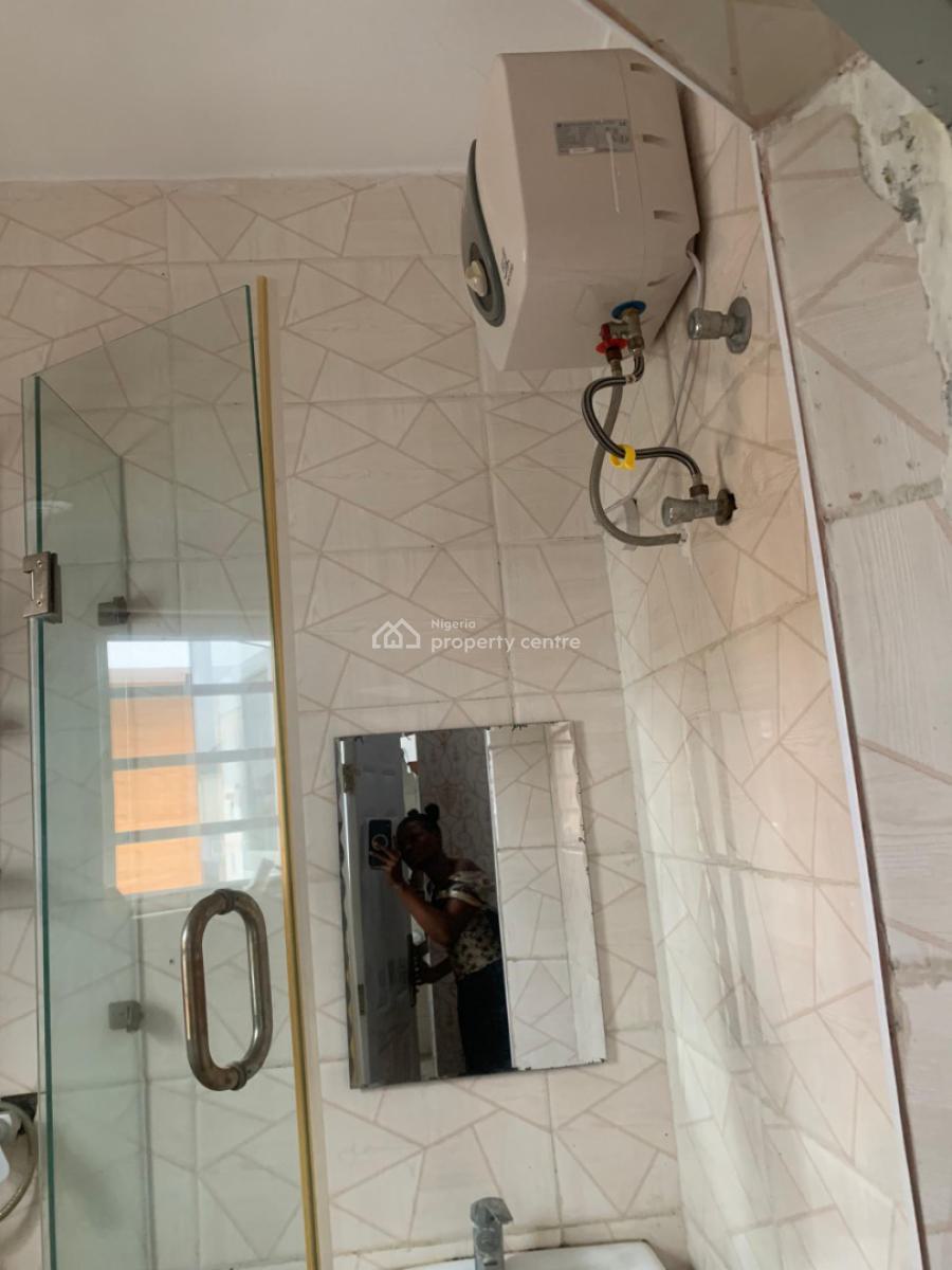 3 Bedroom Shared Apartment, Victoria Crest, Orchid Road, Lekki, Lagos, Flat / Apartment for Rent