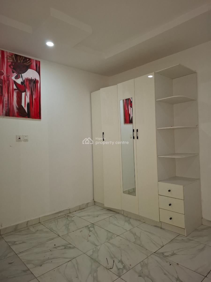 Standard Two Bedroom Apartment, Guzape District, Abuja, Flat / Apartment for Rent