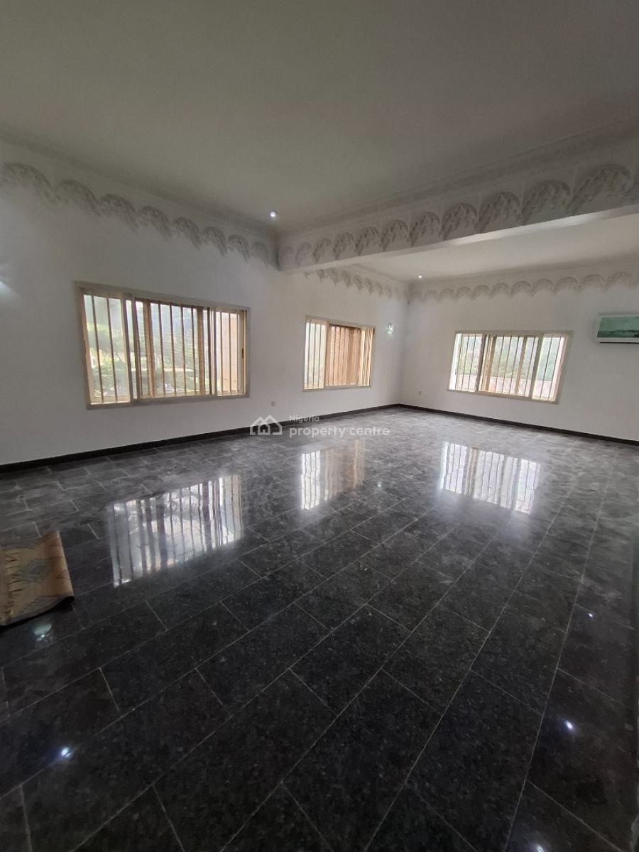 Standard 3 Bedroom Duplex with Swimming Pool,  Two Sitting Rooms, Maitama District, Abuja, Semi-detached Duplex for Rent