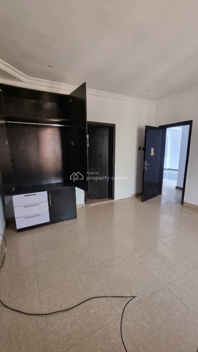 1 Bedroom Ensuite Shared Apartment Sharing Kitchen, Ikate, Lekki, Lagos, Flat / Apartment for Rent