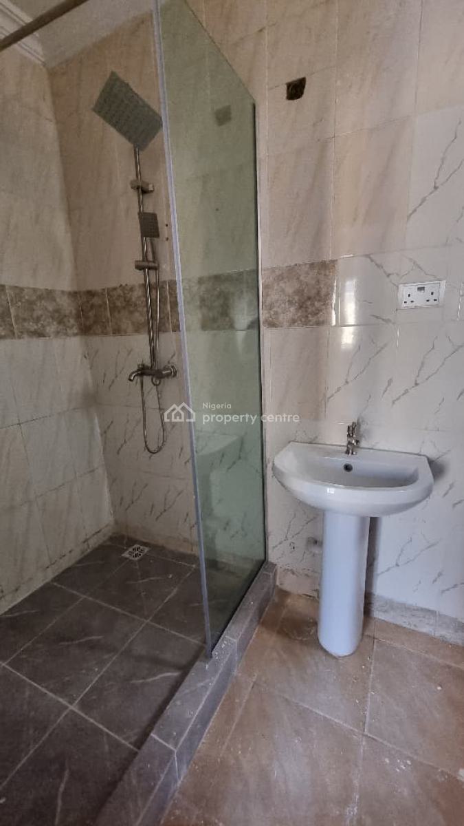 1 Bedroom Ensuite Shared Apartment Sharing Kitchen, Ikate, Lekki, Lagos, Flat / Apartment for Rent