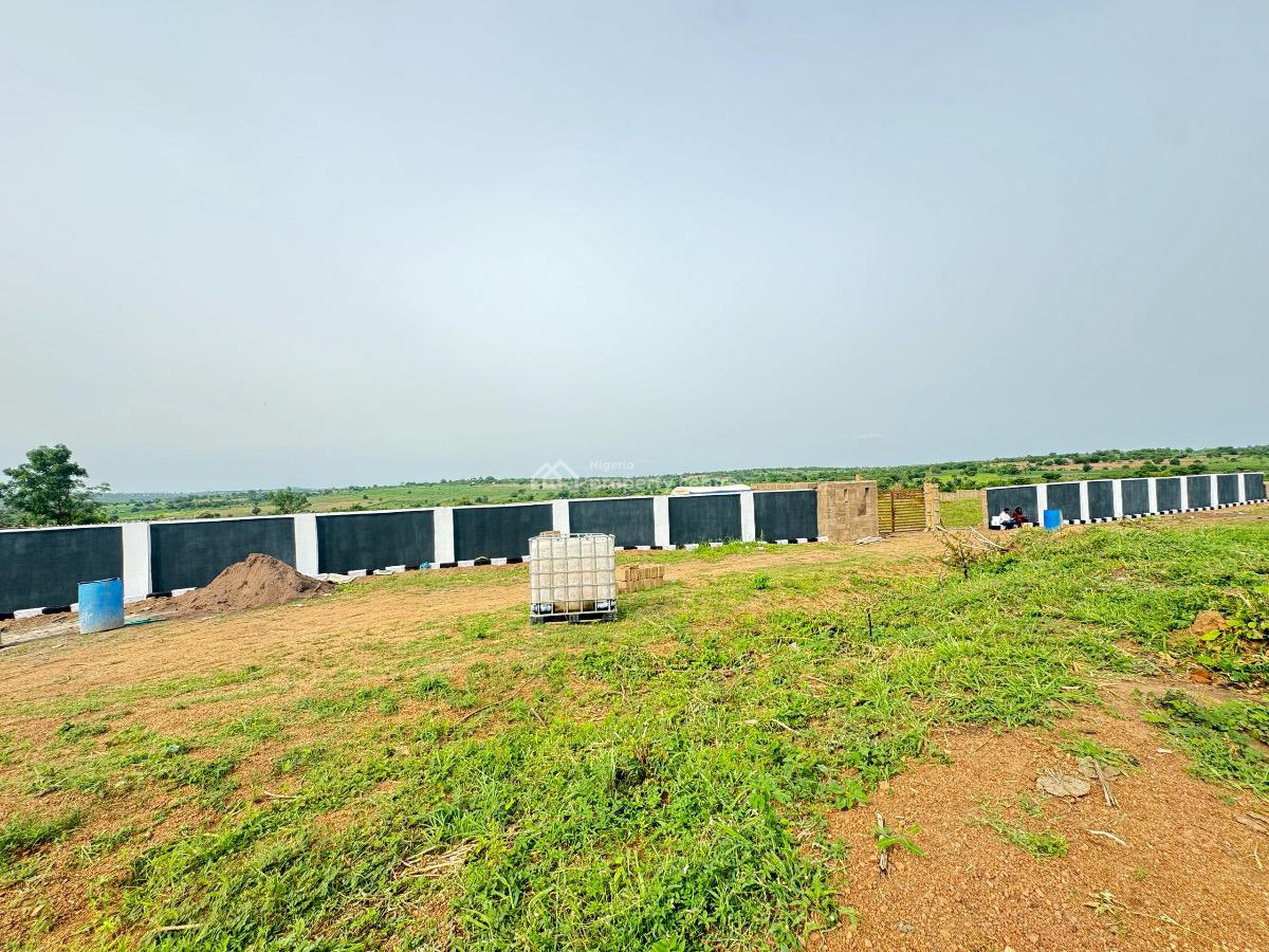 Residential and Dry Land with - with C of O in View, Directly Facing Moniya-iseyin Expressway, Ibadan, Oyo, Residential Land for Sale