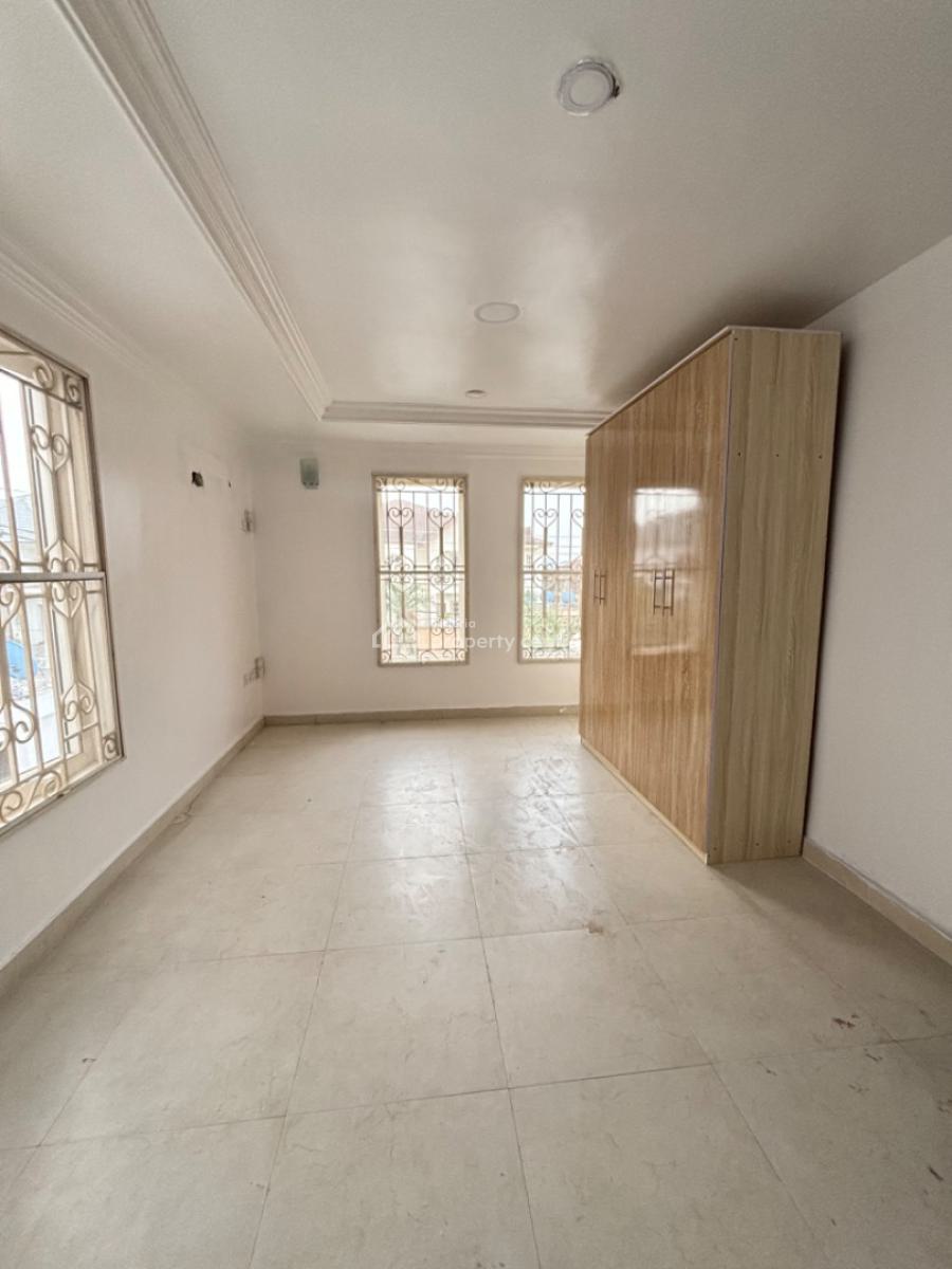 24hrs Serviced Spacious Mini Flat Apartment, Off Admiralty Way, Lekki Phase 1, Lekki, Lagos, Mini Flat (room and Parlour) for Rent
