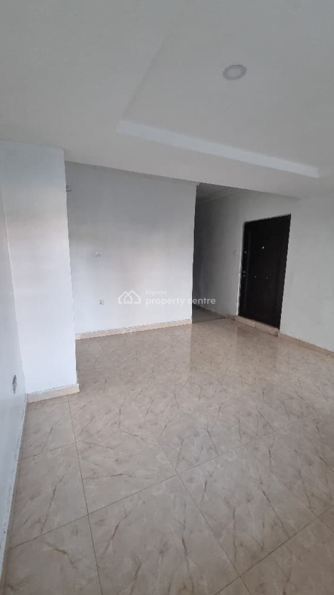 2 Bedroom Apartment in a Gated and Secured Estate, Ikate, Lekki, Lagos, Flat / Apartment for Rent
