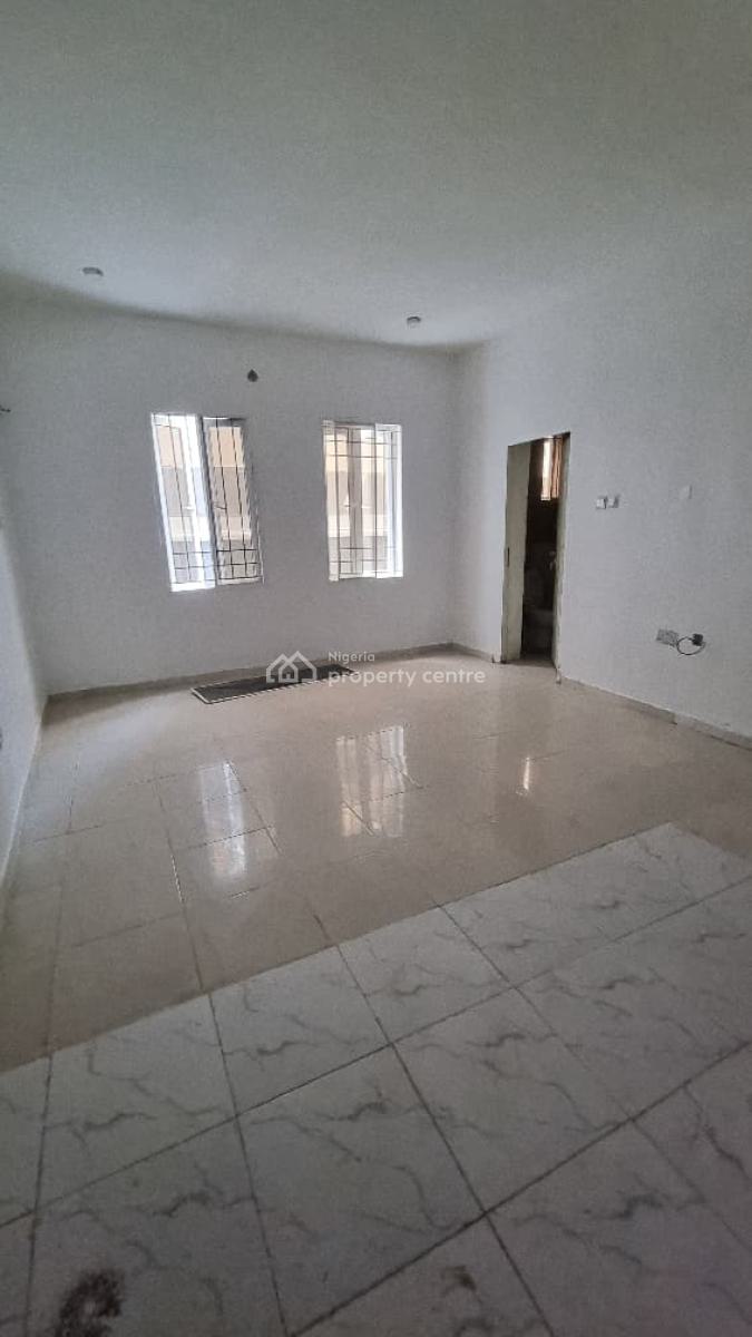 2 Bedroom Apartment in a Gated and Secured Estate, Ikate, Lekki, Lagos, Flat / Apartment for Rent