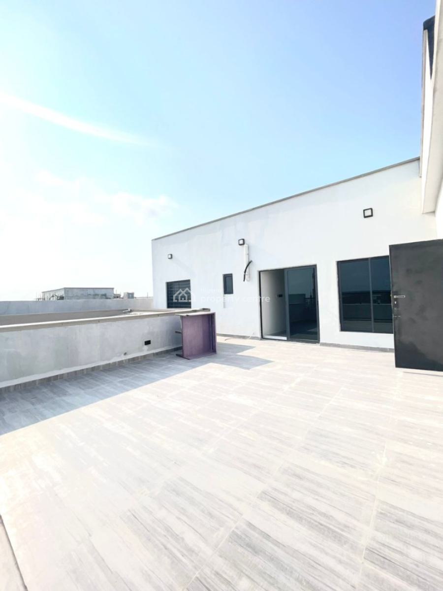 Newly Built 2 Bedroom Penthouse Apartment with Gym, Ologolo, Lekki, Lagos, Flat / Apartment for Sale