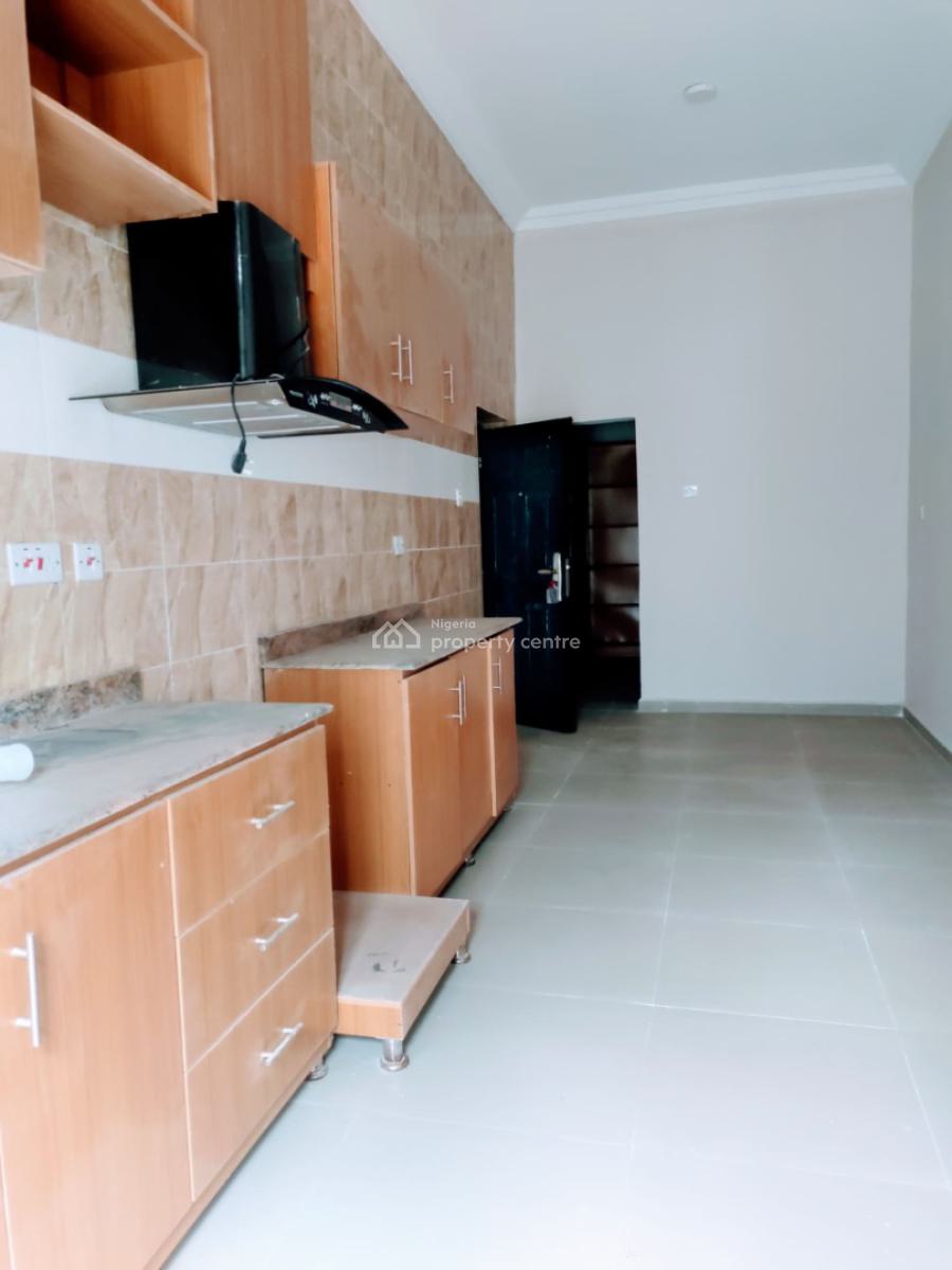 Standard Six (6) Bedroom Detached Duplex, Shelter Afrique Estate, Uyo, Akwa Ibom, Detached Duplex for Rent