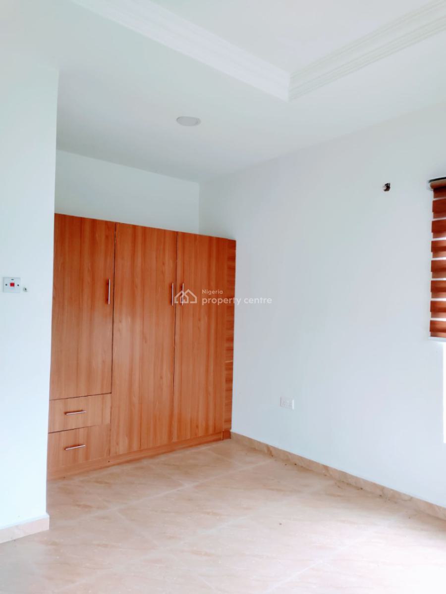 Standard Six (6) Bedroom Detached Duplex, Shelter Afrique Estate, Uyo, Akwa Ibom, Detached Duplex for Rent