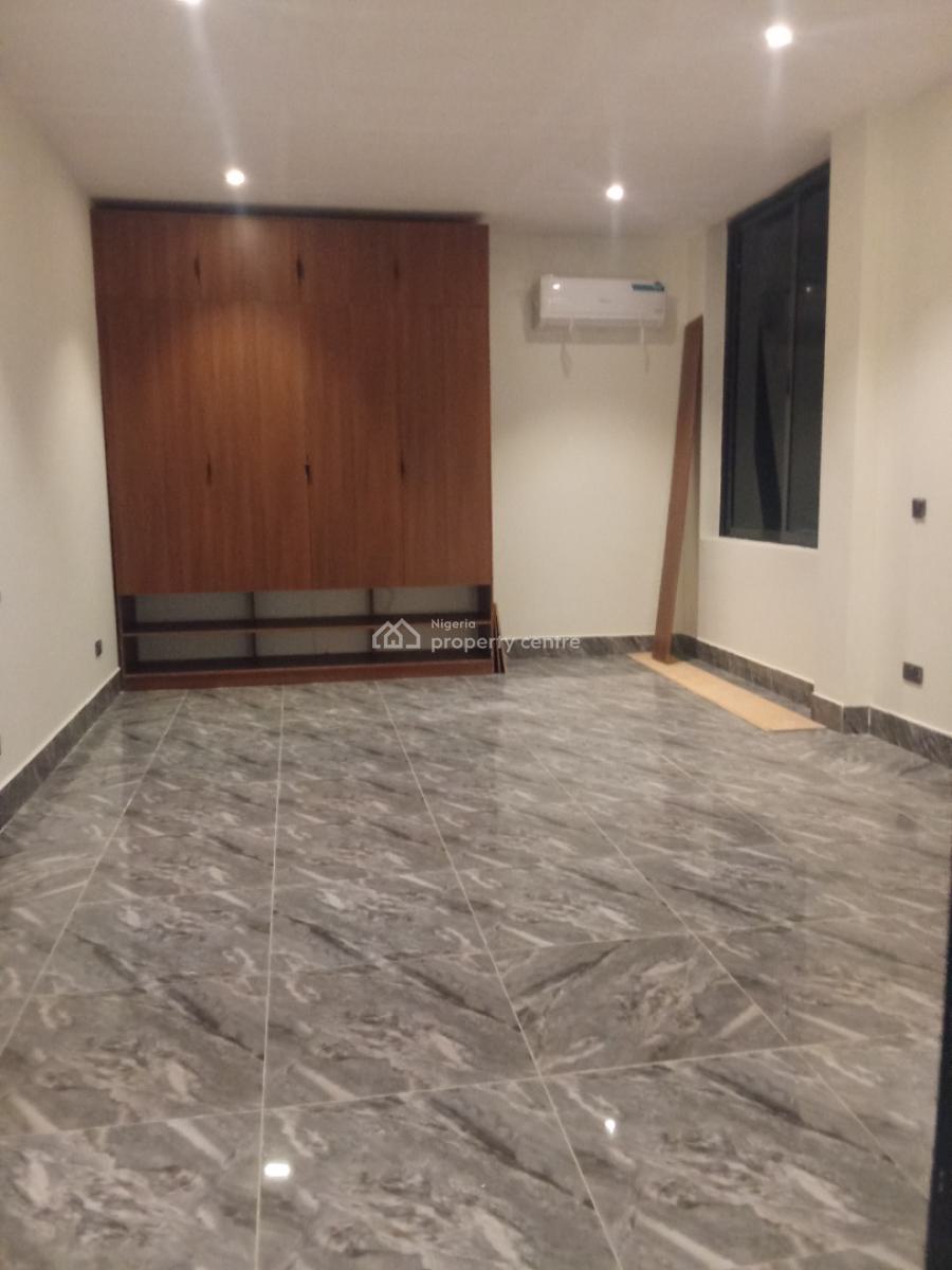 3 3 Bedroom Flat with Gym and Swimming Pool, Off Bordilon Road Ikoyi Lagos, Ikoyi, Lagos, Flat / Apartment for Rent