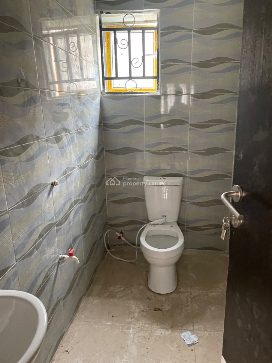 Newly Built Room and Parlour Self Contained, Abamba Area Off Odo-ona, Kekere Road, Ibadan, Oyo, Mini Flat (room and Parlour) for Rent