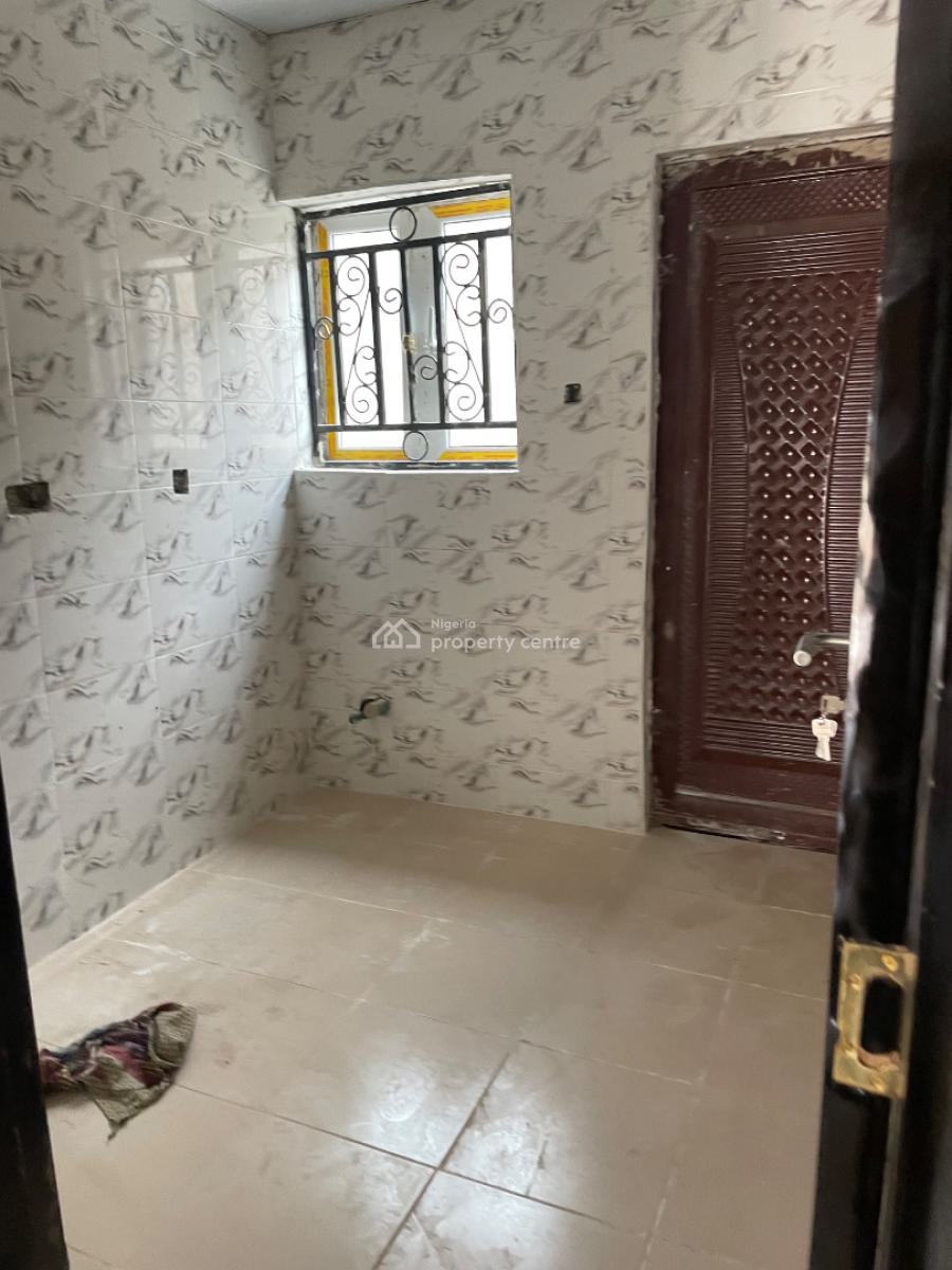Newly Built Room and Parlour Self Contained, Abamba Area Off Odo-ona, Kekere Road, Ibadan, Oyo, Mini Flat (room and Parlour) for Rent