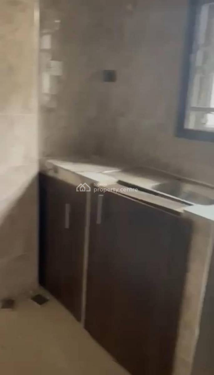 Lovely 2bedroom Flat, Akoka, Yaba, Lagos, Flat / Apartment for Rent