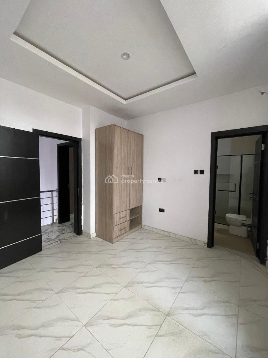 4 Bedroom Terrace Duplex with a Bq, Osapa, Lekki, Lagos, Terraced Duplex for Sale