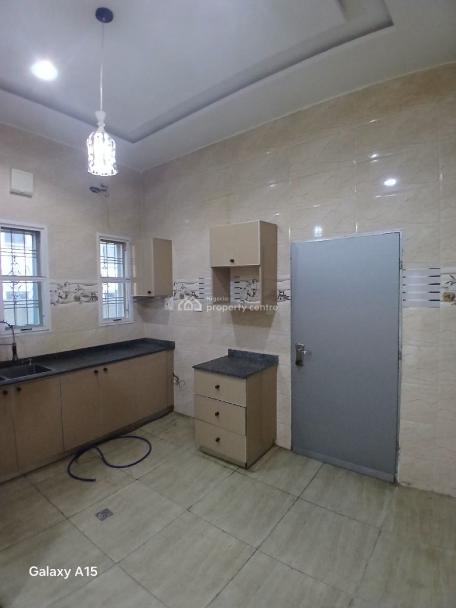 Well-finished 4-bedroom Semi-detached Duplex with Acs, Gilmor Area, Jahi, Abuja, Semi-detached Duplex for Rent