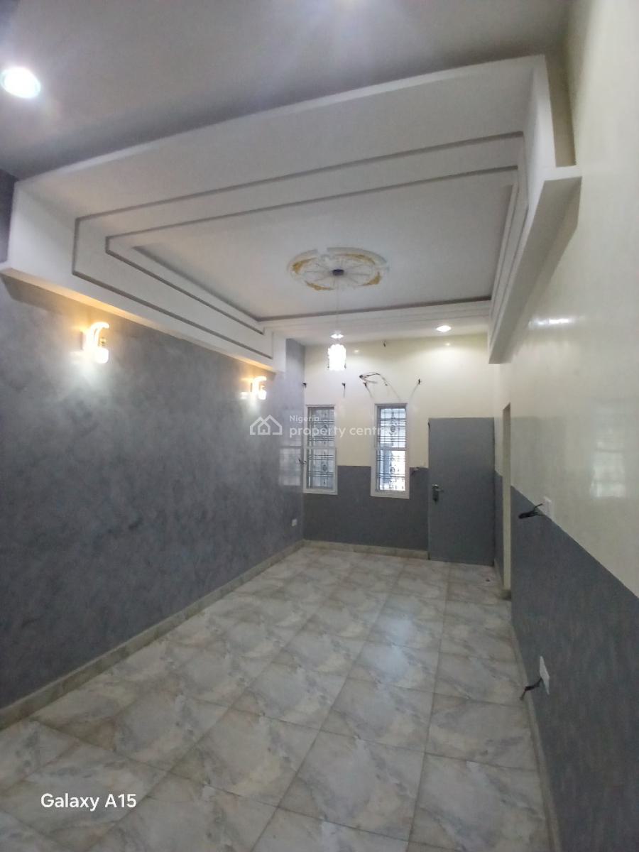 Well-finished 4-bedroom Semi-detached Duplex with Acs, Gilmor Area, Jahi, Abuja, Semi-detached Duplex for Rent