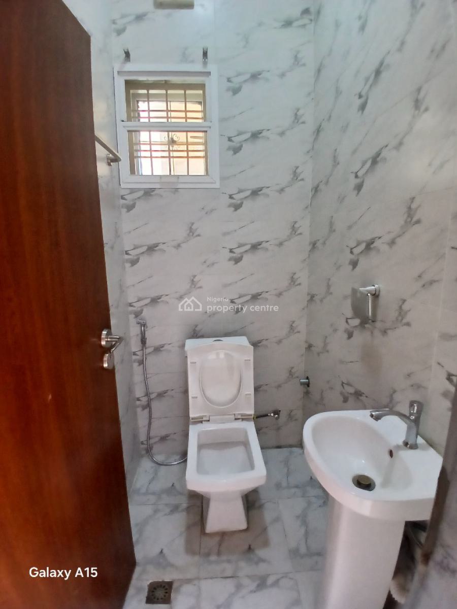 Well-finished 4-bedroom Semi-detached Duplex with Acs, Gilmor Area, Jahi, Abuja, Semi-detached Duplex for Rent