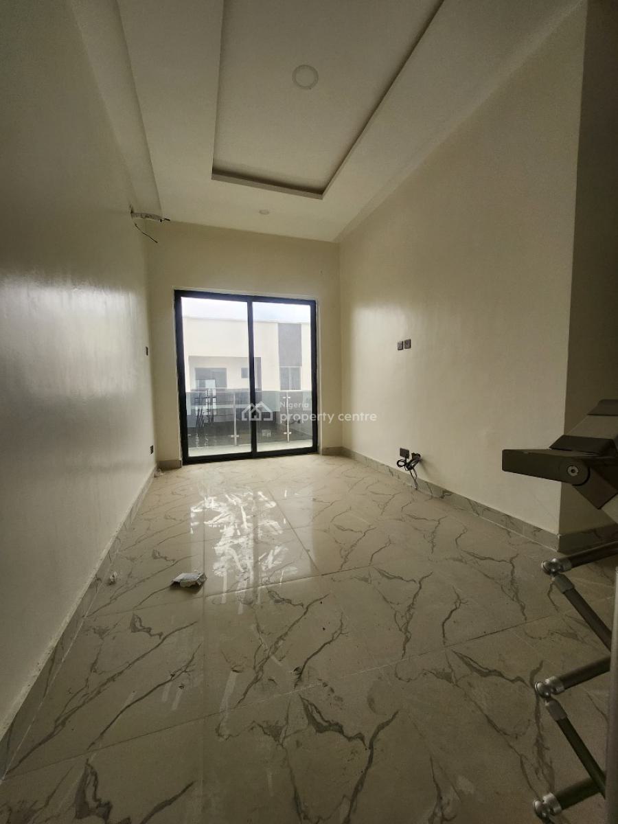 Luxury 2-bedroom Duplex with Bq, Abraham Adesanya Axis, Ajah, Lagos, Terraced Duplex for Rent