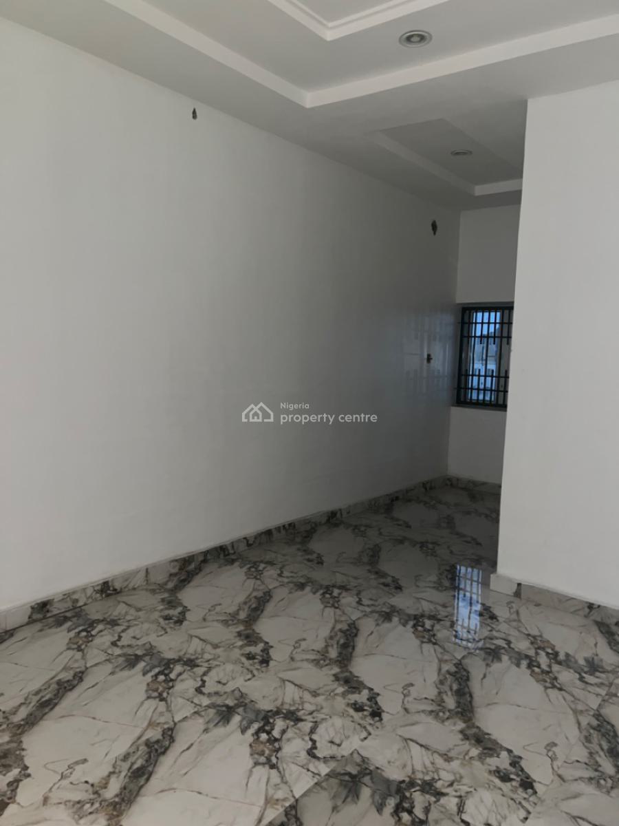 4-bedroom Terrace Duplex, Emmanuel Mbaka Rd, Lugbe District, Abuja, Terraced Duplex for Rent