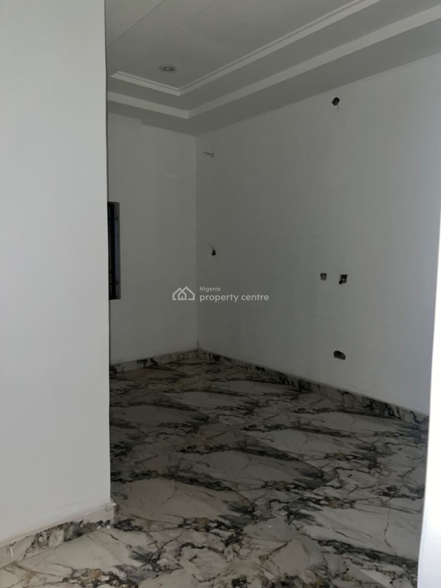 4-bedroom Terrace Duplex, Emmanuel Mbaka Rd, Lugbe District, Abuja, Terraced Duplex for Rent