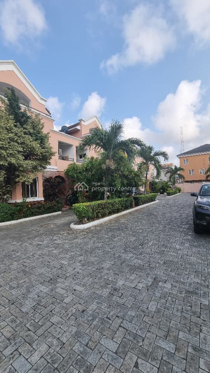 4 Bedroom Duplex in a Secure Estate, Parkview Estate, Ikoyi, Lagos, Detached Duplex for Rent