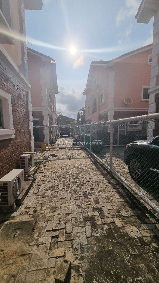 4 Bedroom Duplex in a Secure Estate, Parkview Estate, Ikoyi, Lagos, Detached Duplex for Rent