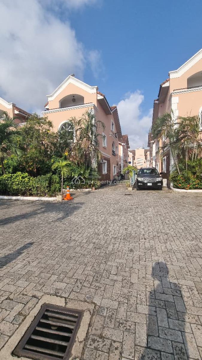 4 Bedroom Duplex in a Secure Estate, Parkview Estate, Ikoyi, Lagos, Detached Duplex for Rent