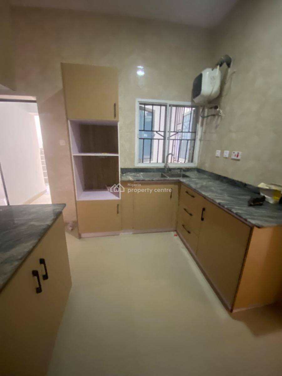 Luxury 3bedroom Flat with a Bq, Lekki Sheme 2 Estate, Ajah, Lagos, Flat / Apartment for Rent