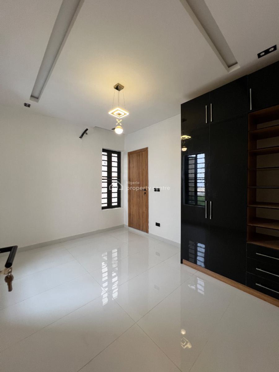Exquisite 5 Bedroom Fully Detached Duplex with Swimming Pool & Bq, Ajah, Lagos, Detached Duplex for Sale