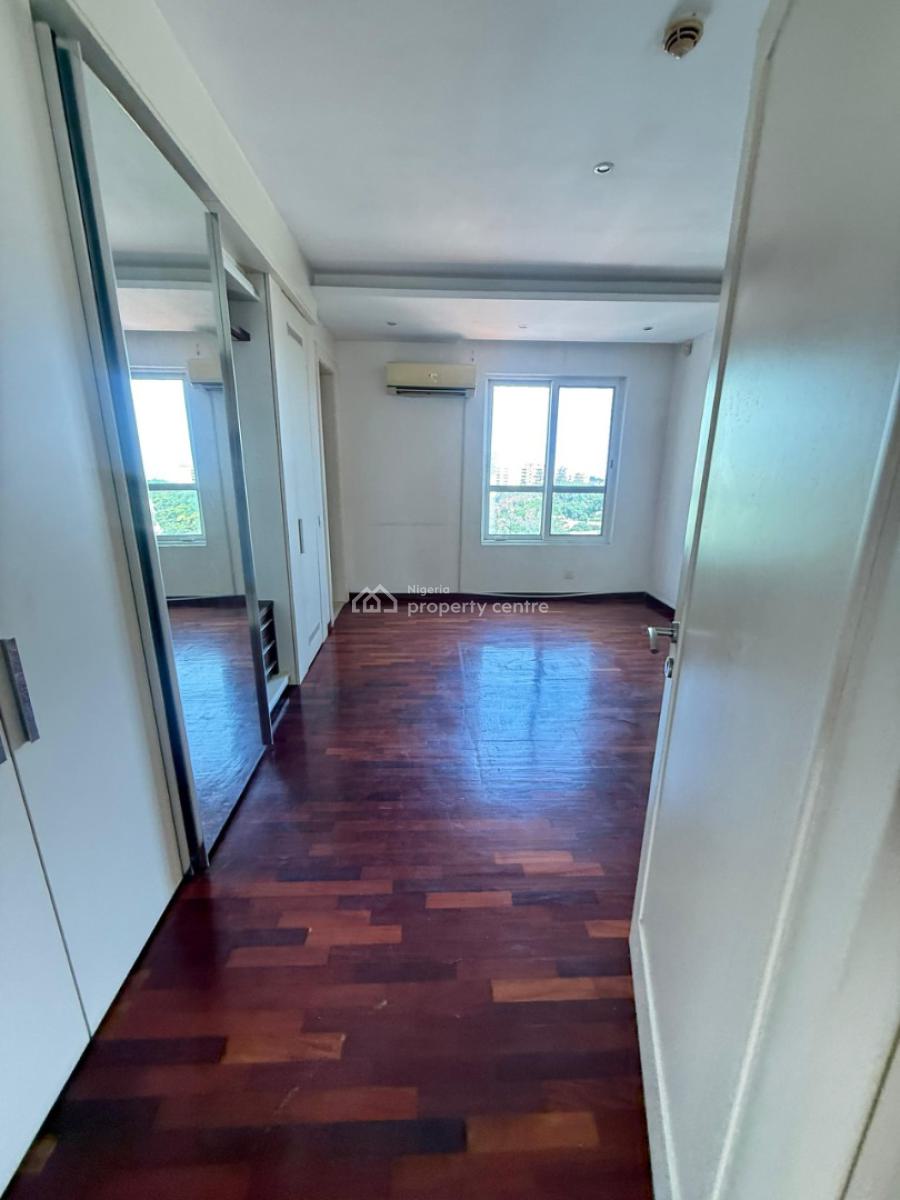 Well Maintained & Spacious 4 Bedroom Apartment, Old Ikoyi, Ikoyi, Lagos, Flat / Apartment for Rent