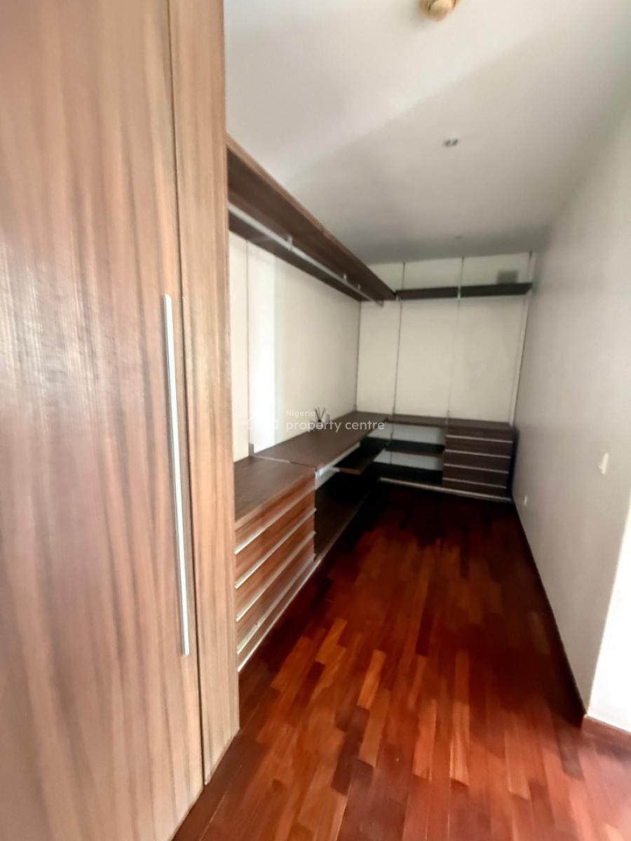 Well Maintained & Spacious 4 Bedroom Apartment, Old Ikoyi, Ikoyi, Lagos, Flat / Apartment for Rent