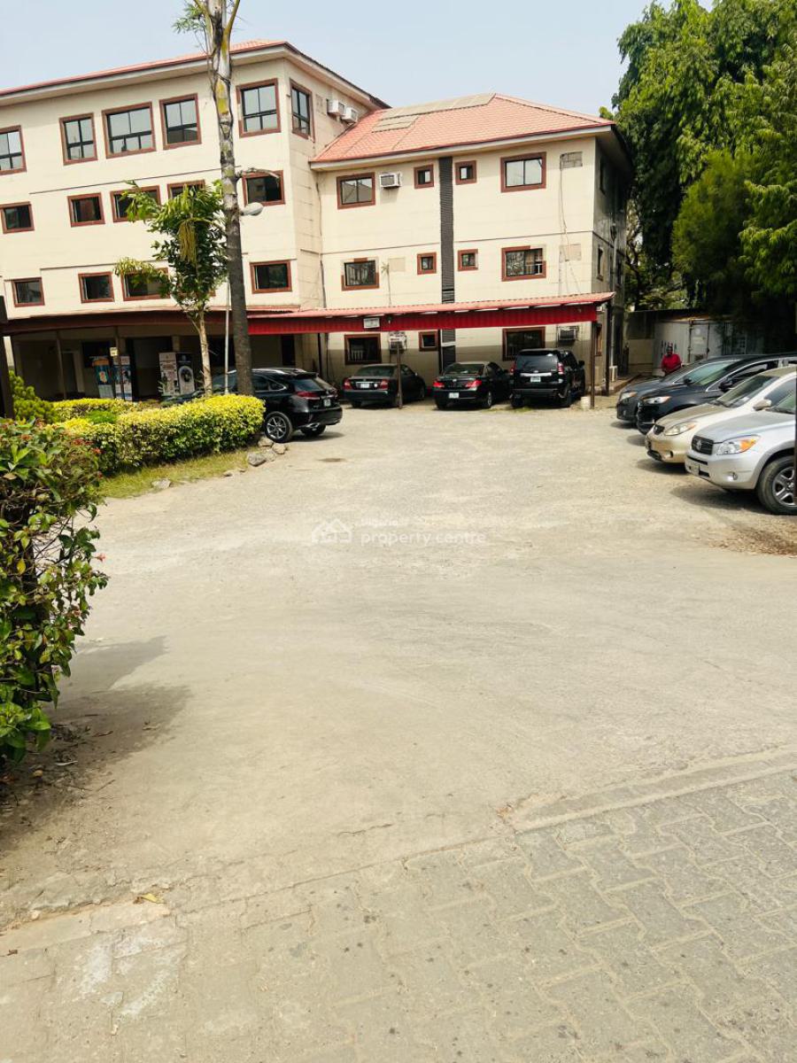 a Standard Cutting-edge, Fully Functional Hospital, Jabi, Abuja, Commercial Property for Sale