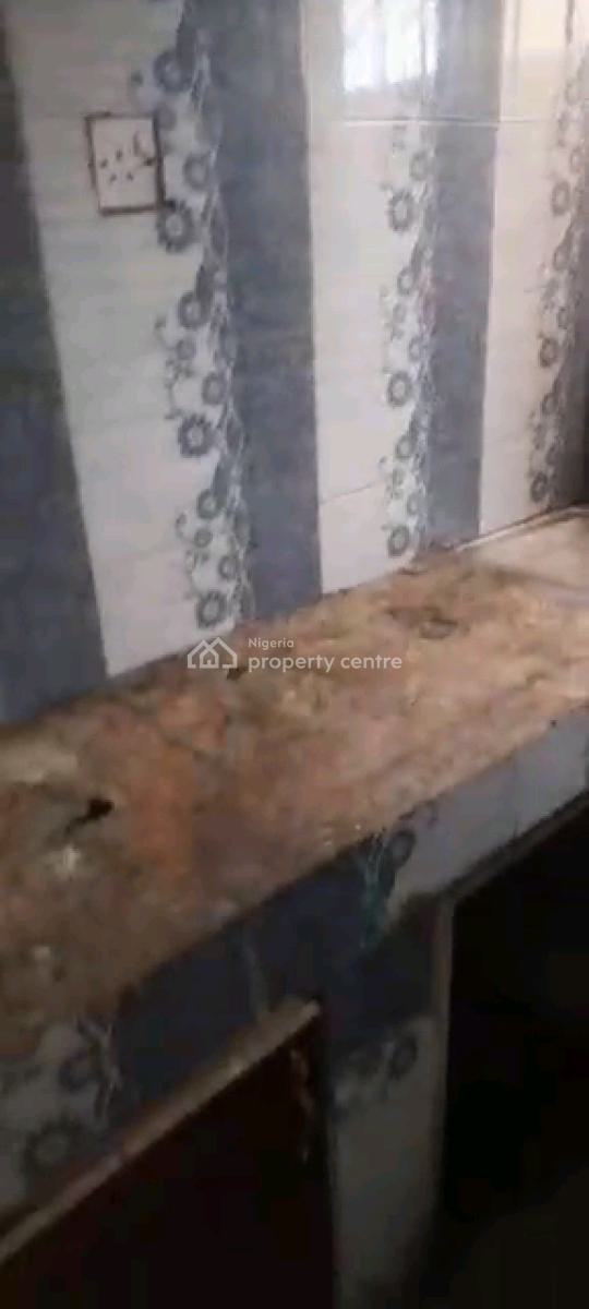 Spacious and Standard Miniflat, Abeokuta Street, Adekunle, Yaba, Lagos, Mini Flat (room and Parlour) for Rent