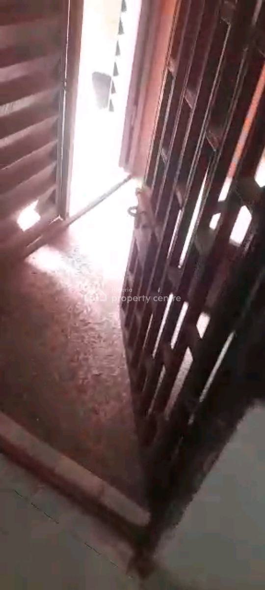 Spacious and Standard Miniflat, Abeokuta Street, Adekunle, Yaba, Lagos, Mini Flat (room and Parlour) for Rent