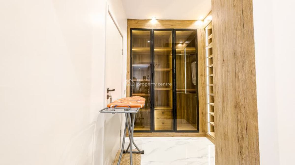 Stylish 2-bedroom Furnished Apartment with Ps5 and Balcony, Lekki Phase 1, Lekki, Lagos, Flat / Apartment Short Let