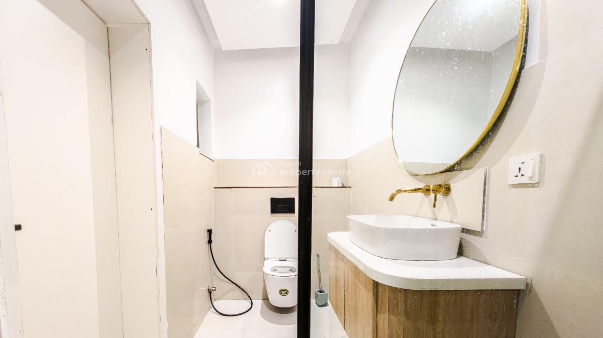 Stylish 2-bedroom Furnished Apartment with Ps5 and Balcony, Lekki Phase 1, Lekki, Lagos, Flat / Apartment Short Let