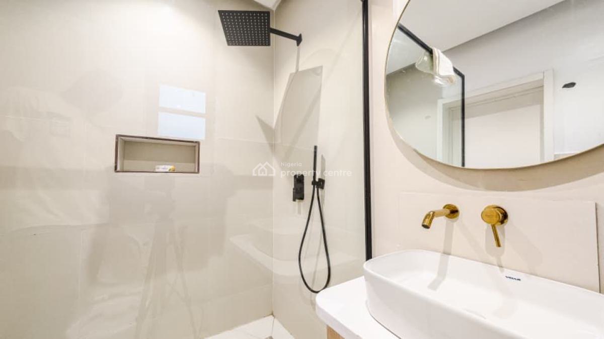 Stylish 2-bedroom Furnished Apartment with Ps5 and Balcony, Lekki Phase 1, Lekki, Lagos, Flat / Apartment Short Let