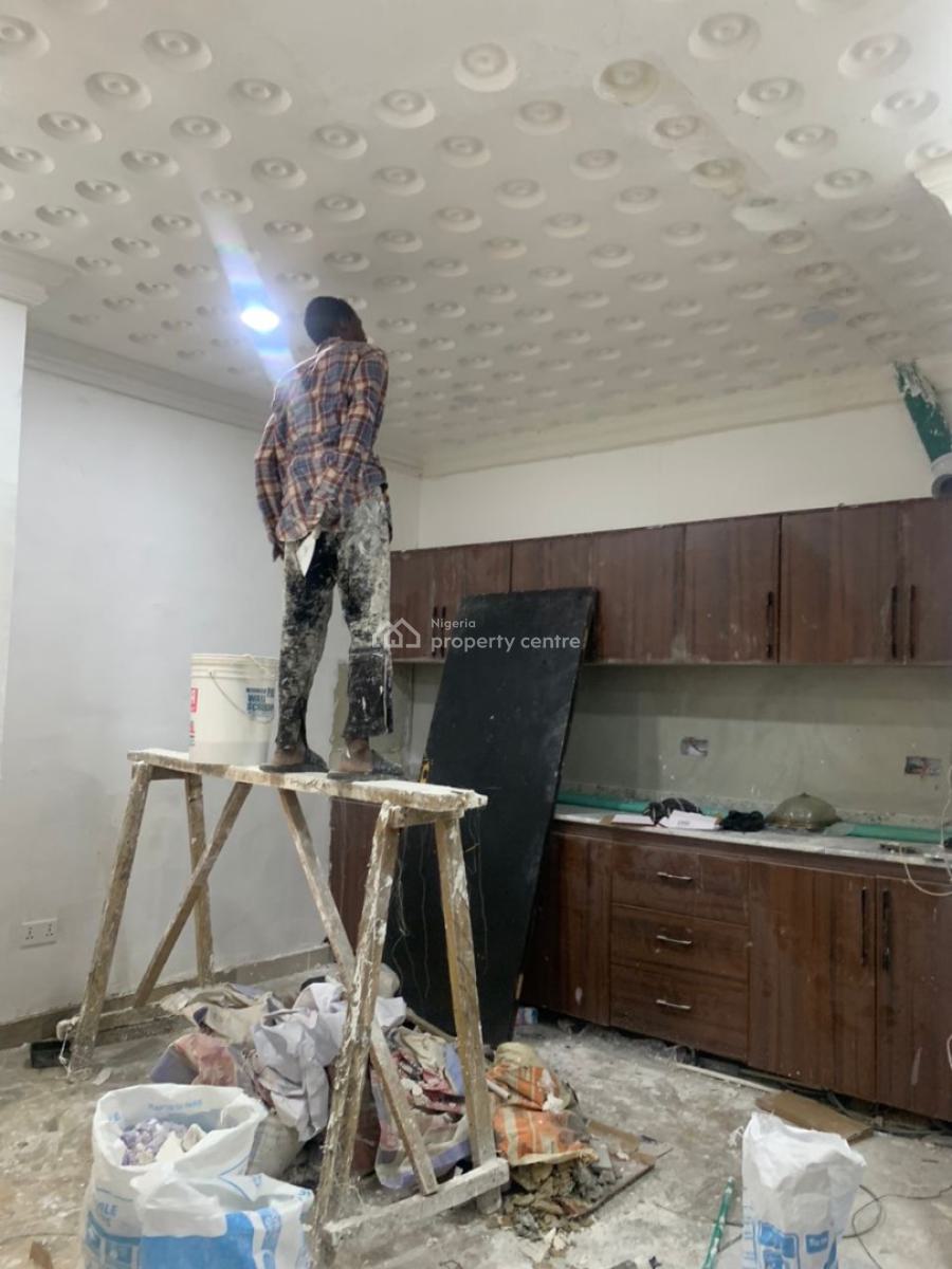 Spacious and Fully Renovated 2bedroom Apartment, Chief Chris Avenue, Lekki Phase 1, Lekki, Lagos, Lekki Phase 1, Lekki, Lagos, Flat / Apartment for Rent