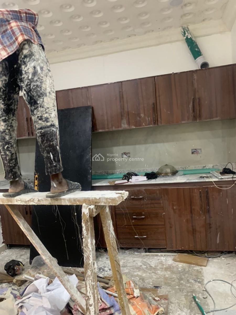 Spacious and Fully Renovated 2bedroom Apartment, Chief Chris Avenue, Lekki Phase 1, Lekki, Lagos, Lekki Phase 1, Lekki, Lagos, Flat / Apartment for Rent
