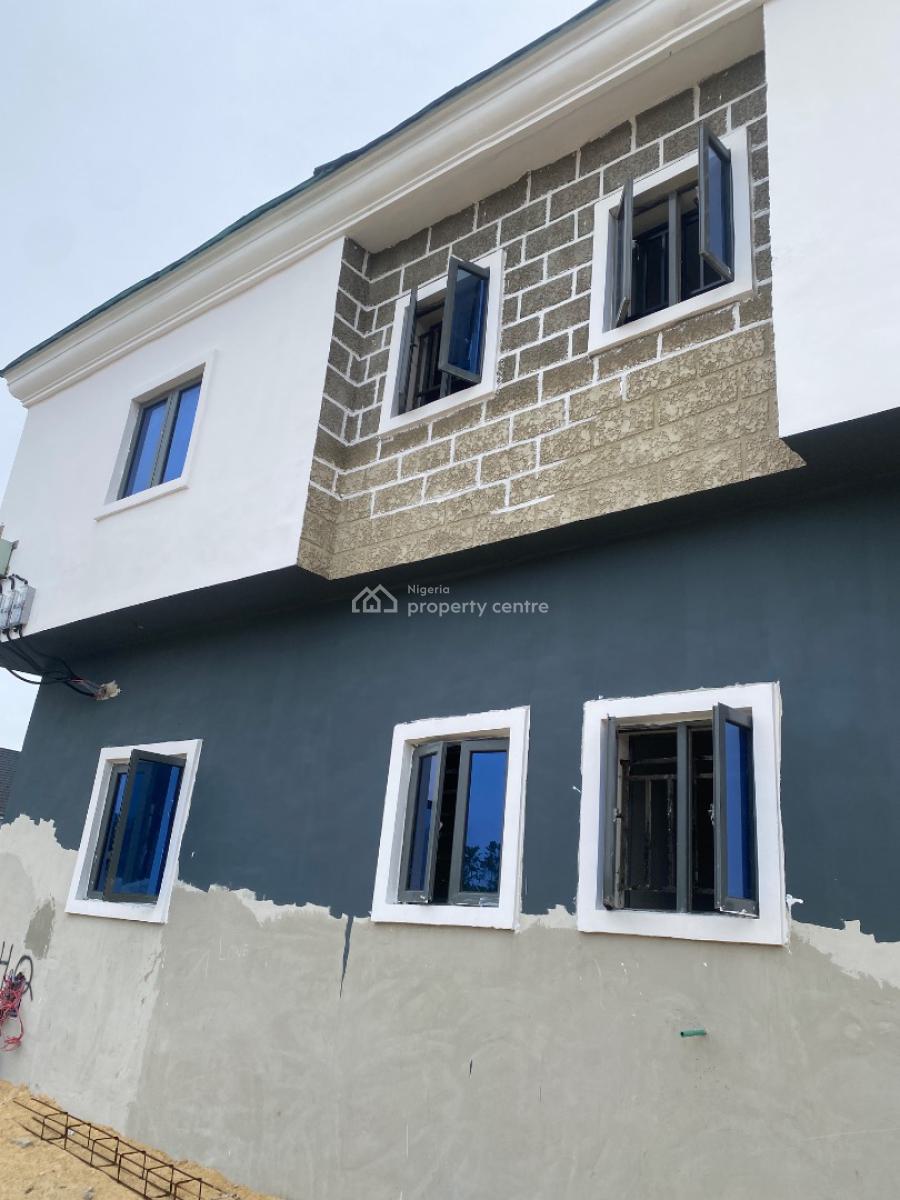 Spacious One Bedroom Apartment, in a Gated Estate in Ogombo, Ajah, Lagos, Mini Flat (room and Parlour) for Rent
