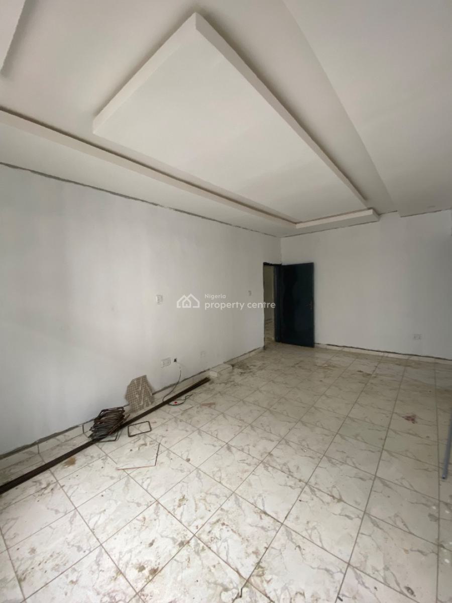Spacious One Bedroom Apartment, in a Gated Estate in Ogombo, Ajah, Lagos, Mini Flat (room and Parlour) for Rent