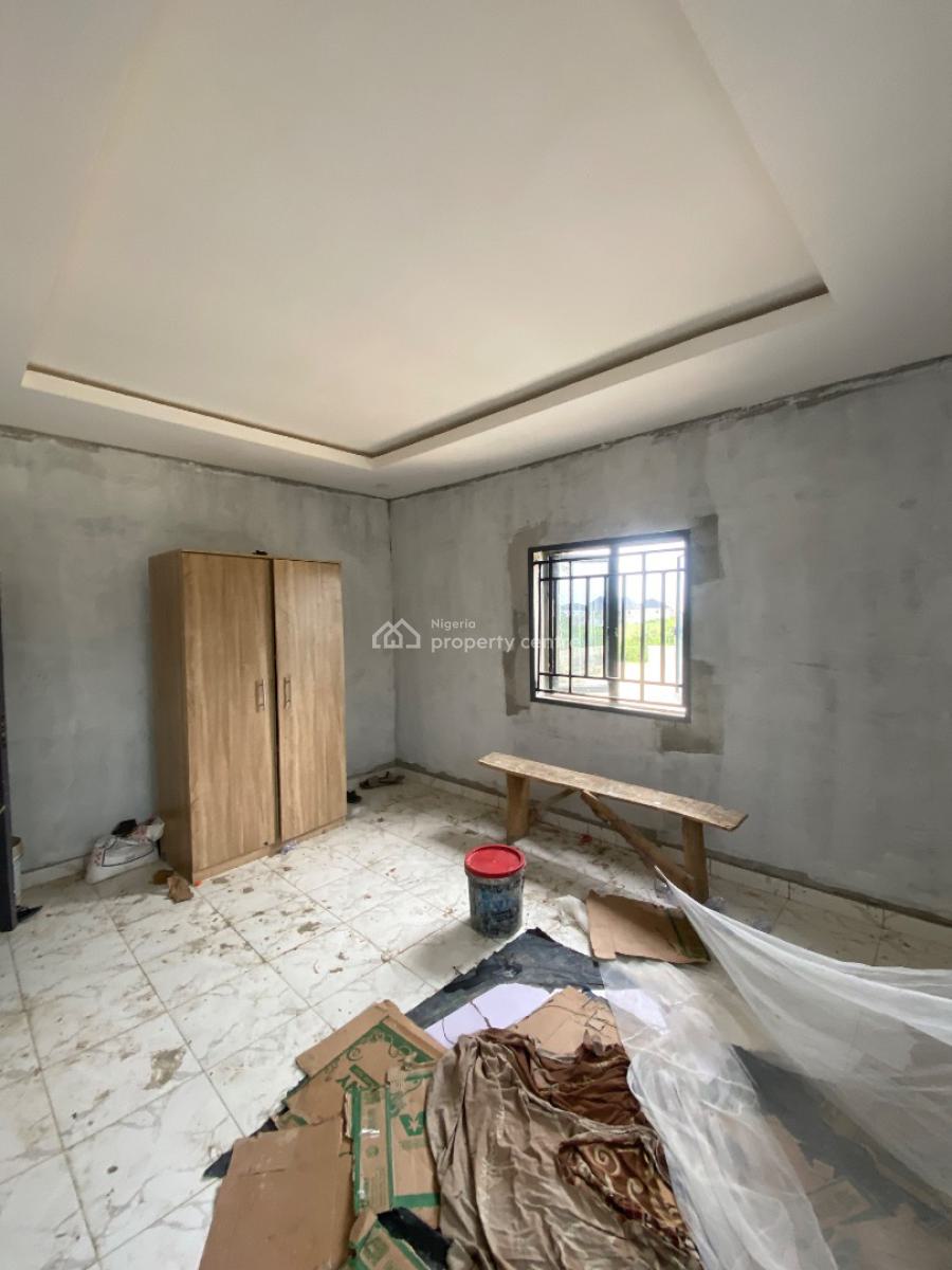 Spacious One Bedroom Apartment, in a Gated Estate in Ogombo, Ajah, Lagos, Mini Flat (room and Parlour) for Rent
