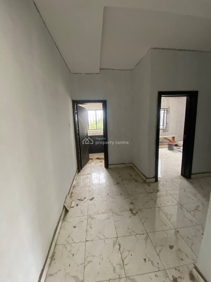 Spacious One Bedroom Apartment, in a Gated Estate in Ogombo, Ajah, Lagos, Mini Flat (room and Parlour) for Rent