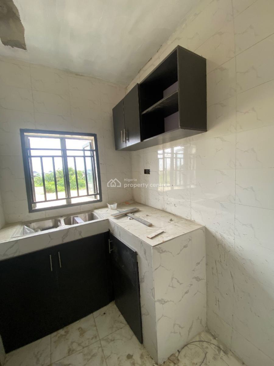 Spacious One Bedroom Apartment, in a Gated Estate in Ogombo, Ajah, Lagos, Mini Flat (room and Parlour) for Rent