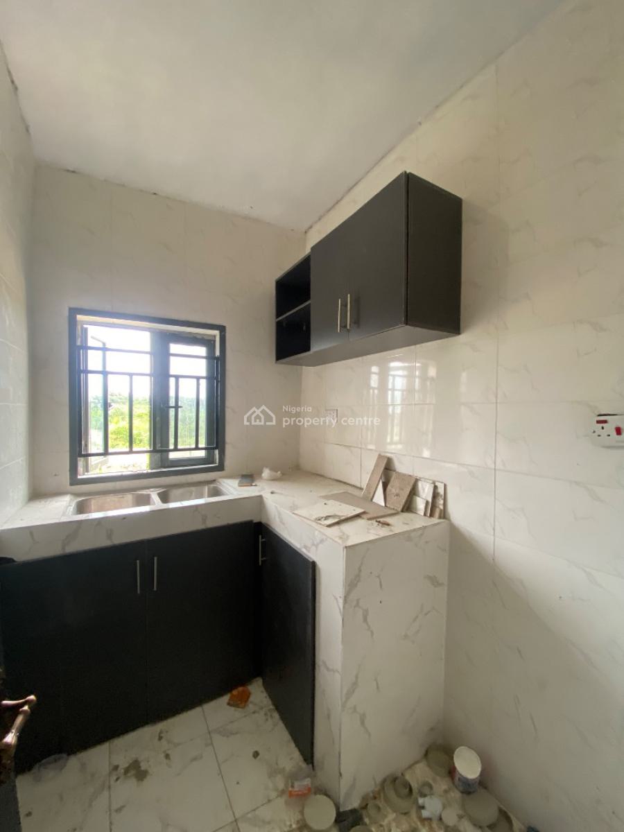 Spacious One Bedroom Apartment, in a Gated Estate in Ogombo, Ajah, Lagos, Mini Flat (room and Parlour) for Rent