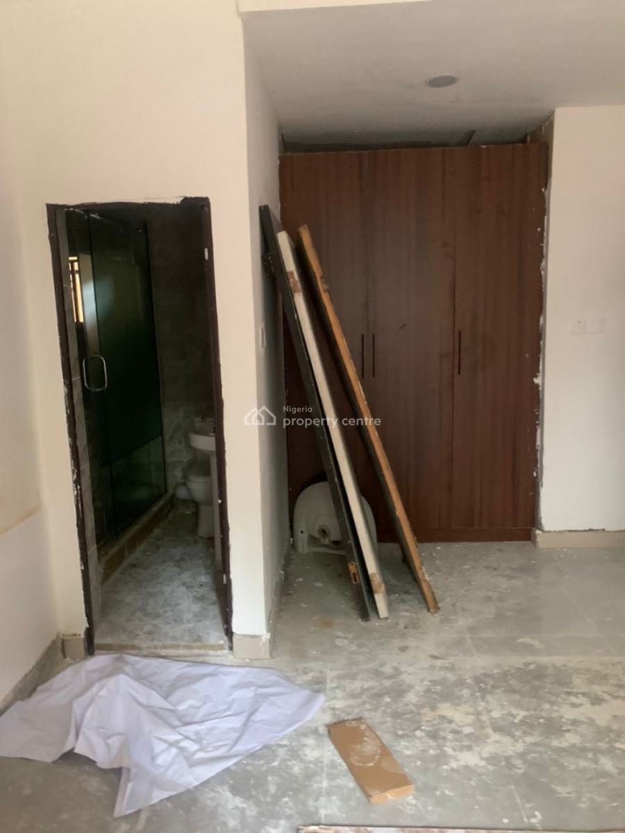 Spacious Room Self-contain in a Serene Location, Chief Chris Avenue, Lekki Phase 1, Lekki, Lagos, Lekki Phase 1, Lekki, Lagos, Self Contain (single Rooms) for Rent